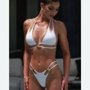 crush 2 pieces White Strappy Bikini set crystals size small